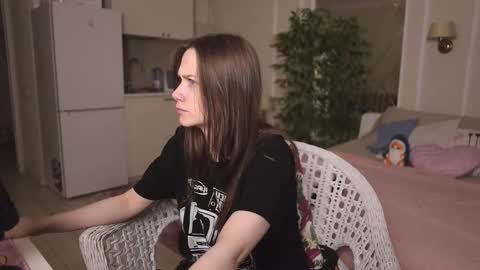 Snapshot of alexa_feels chatting on 10/11/25, 03:32 Little Duck homie online show from 10/11/25, 03:32