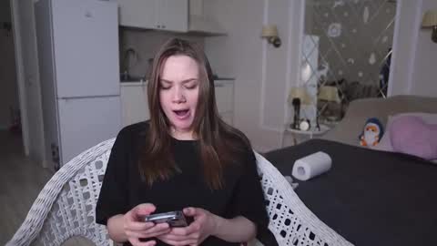 Snapshot of alexa_feels chatting on 01/17/26, 04:54 Little Duck homie online show from 01/17/26, 04:54