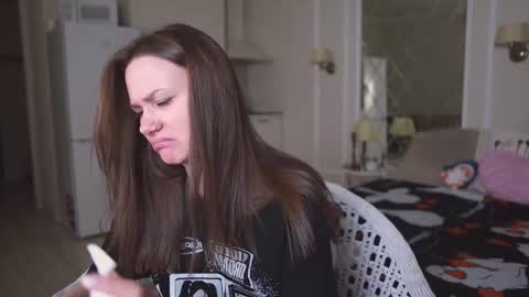 Snapshot of alexa_feels chatting on 02/15/26, 04:47 Little Duck homie online show from 02/15/26, 04:47