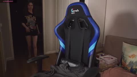 Snapshot of alexa_feels chatting on 03/15/26, 04:46 Little Duck homie online show from 03/15/26, 04:46