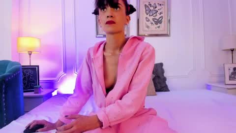 Snapshot of alexa_fox669 chatting on 05/28/26, 02:03 Alexa online show from 05/28/26, 02:03