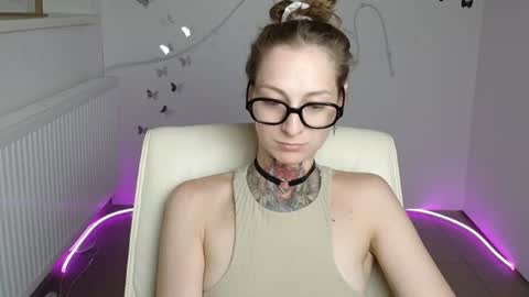 Snapshot of alexa_kittie chatting on 07/29/26, 11:30 Alexa online show from 07/29/26, 11:30