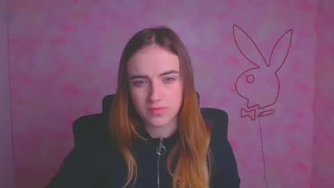 Snapshot of alexa_missu chatting on 11/17/25, 06:30 Alexa online show from 11/17/25, 06:30