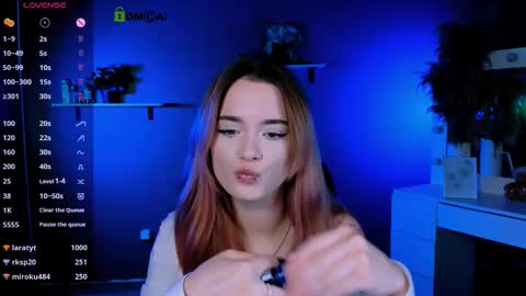 Snapshot of alexa_night_ chatting on 10/08/25, 05:43 alexa_night_ online show from 10/08/25, 05:43