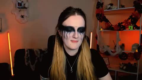 Snapshot of alexa_night_ chatting on 10/24/25, 01:03 alexa_night_ online show from 10/24/25, 01:03