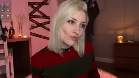 Snapshot of alexa_novak chatting on 10/29/25, 02:36 Alexa online show from 10/29/25, 02:36