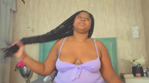 Snapshot of alexa_roussee chatting on 10/07/25, 12:02 Alexa online show from 10/07/25, 12:02