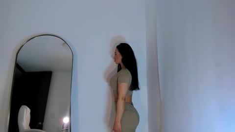 Snapshot of alexa_tobar chatting on 06/01/26, 10:55 alexa_tobar online show from 06/01/26, 10:55