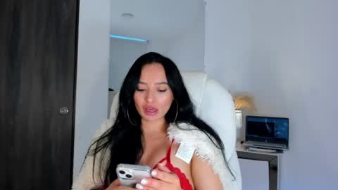 Snapshot of alexa_tobar chatting on 07/21/26, 09:50 alexa_tobar online show from 07/21/26, 09:50