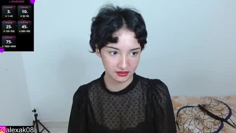 Alexandra 3 online show from 12/05/24, 12:11