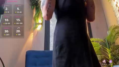 Snapshot of alexaa_carter chatting on 06/11/26, 12:32 Alexa online show from 06/11/26, 12:32