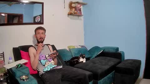 Alexa  y tom online show from 10/05/25, 01:04