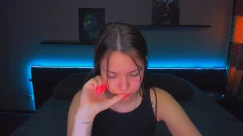 angel online show from 04/08/26, 12:54