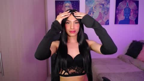 Alexa Bloomx  online show from 02/09/26, 02:37