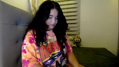 Snapshot of alexablue111 chatting on 09/30/25, 07:35 Alexa blue online show from 09/30/25, 07:35