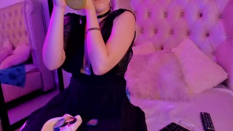 Snapshot of alexafoxy18 chatting on 01/30/25, 04:27 ALEXA online show from 01/30/25, 04:27