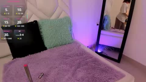 Snapshot of alexafoxy18 chatting on 09/10/25, 06:13 ALEXA online show from 09/10/25, 06:13