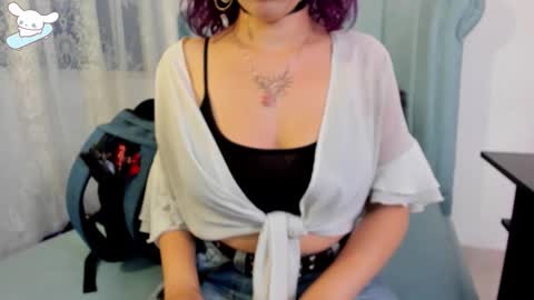 Snapshot of alexafoxy18 chatting on 12/04/25, 06:55 ALEXA online show from 12/04/25, 06:55