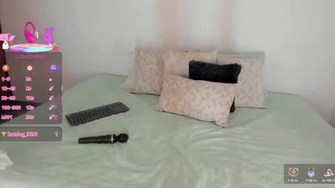 Alexandra Castillo online show from 10/08/25, 03:48