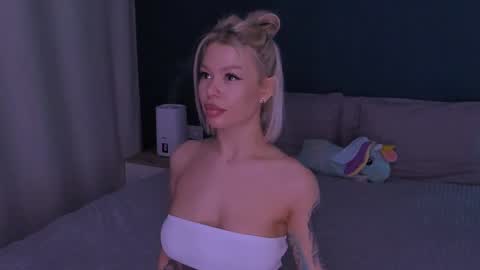 Alexa Mason online show from 01/24/25, 04:37