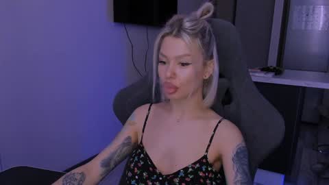 Alexa Mason online show from 02/07/25, 05:41