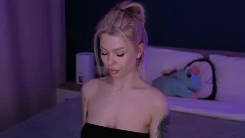 Alexa Mason online show from 02/20/25, 03:41