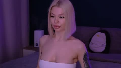 Alexa Mason online show from 02/28/25, 01:47