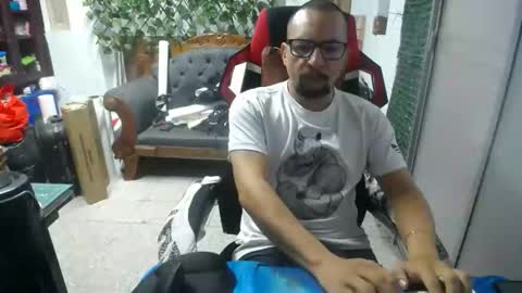 Snapshot of alexamdergal chatting on 01/02/25, 02:24 Alexamdergal online show from 01/02/25, 02:24