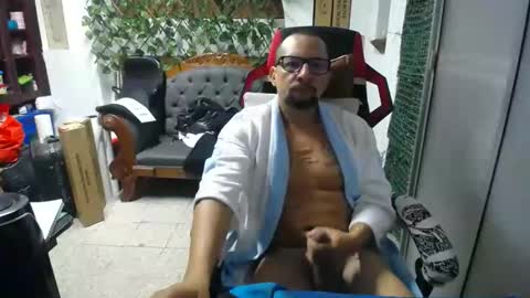 Snapshot of alexamdergal chatting on 01/04/25, 12:49 Alexamdergal online show from 01/04/25, 12:49