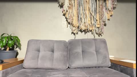 Snapshot of alexanddani chatting on 01/07/25, 03:57 Alex Dani online show from 01/07/25, 03:57