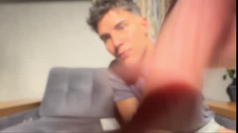 Snapshot of alexanddani chatting on 01/08/25, 01:00 Alex Dani online show from 01/08/25, 01:00