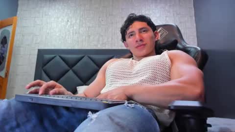 Snapshot of alexander_classy chatting on 01/18/25, 08:41 Alex online show from 01/18/25, 08:41