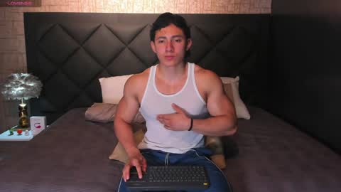 Snapshot of alexander_classy chatting on 02/04/25, 04:37 Alex online show from 02/04/25, 04:37