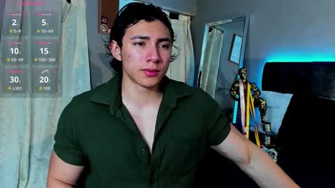 Snapshot of alexander_classy chatting on 09/19/25, 01:40 Alex online show from 09/19/25, 01:40