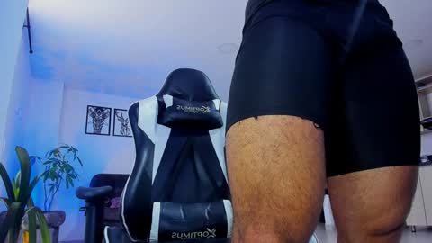 Snapshot of alexander_collin_ chatting on 01/17/25, 01:03 Alex Collin online show from 01/17/25, 01:03