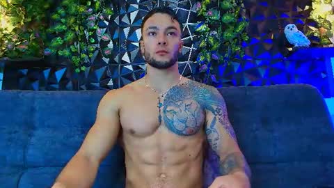 Snapshot of alexander_collin_ chatting on 07/16/26, 01:28 Alex Collin online show from 07/16/26, 01:28