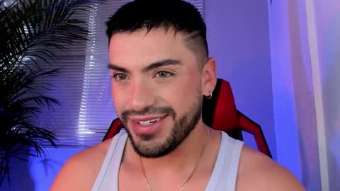 Alexander Diaz online show from 10/04/25, 12:58