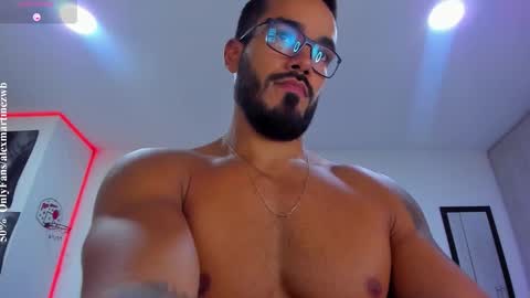 Onlyfansalexmartinezwb  Instagram alexwbmartinez  Twitter martinezcb937 online show from 01/13/26, 10:15