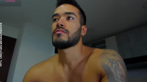 Onlyfansalexmartinezwb  Instagram alexwbmartinez  Twitter martinezcb937 online show from 01/31/26, 10:08