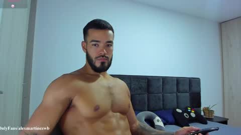 Snapshot of alexander_martines chatting on 03/29/26, 11:38 Onlyfansalexmartinezwb Instagram alexwbmartinez Twitter martinezcb937 online show from 03/29/26, 11:38