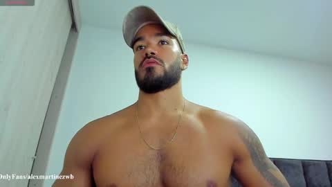 Onlyfansalexmartinezwb  Instagram alexwbmartinez  Twitter martinezcb937 online show from 05/30/26, 12:52