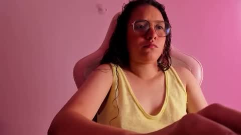 alexandra clauss online show from 11/20/25, 04:40