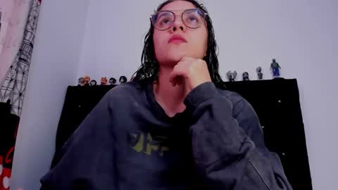 alexandra clauss online show from 02/15/26, 04:14