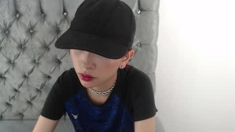 alexandra  online show from 12/04/25, 08:28