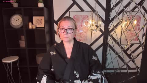 Snapshot of alexandra_kind chatting on 02/05/25, 06:15 Alexandra online show from 02/05/25, 06:15