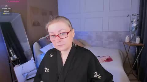 Alexandra online show from 03/17/26, 09:07