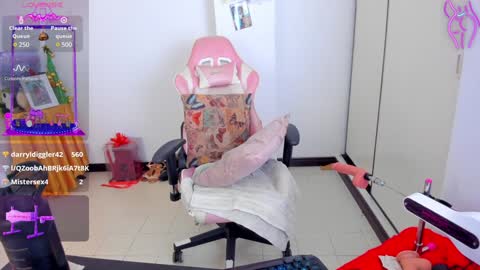 Snapshot of alexandra_mar chatting on 12/06/24, 11:11 Alexandra Independent model online show from 12/06/24, 11:11