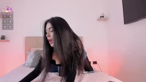 Snapshot of alexandra_ra1 chatting on 04/13/26, 03:45 Alexandra Rodriguez online show from 04/13/26, 03:45