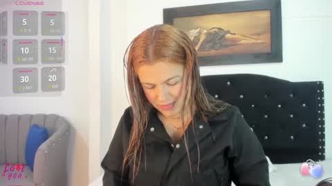 Snapshot of alexandra_torress chatting on 11/16/25, 11:27 alexandra online show from 11/16/25, 11:27