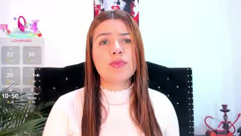 Snapshot of alexandra_torress chatting on 06/17/26, 12:18 alexandra online show from 06/17/26, 12:18